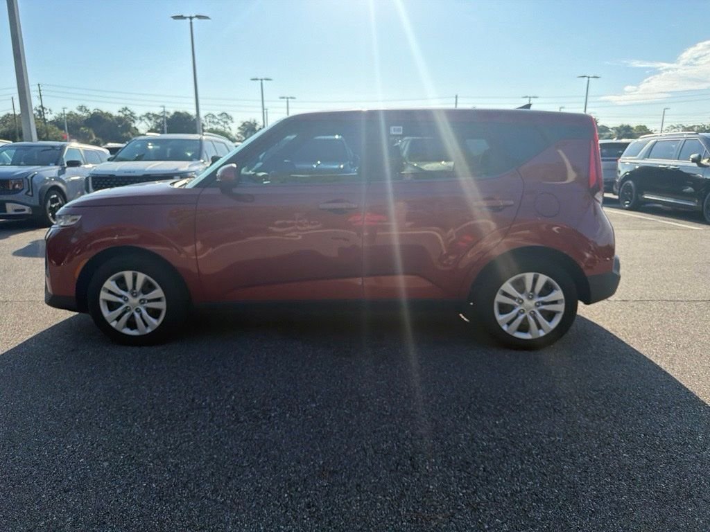 Certified Used 2022 Mars Orange Kia LX image 8