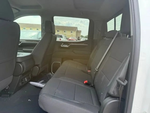 2026 GMC Sierra 1500 SLE - Photo 19
