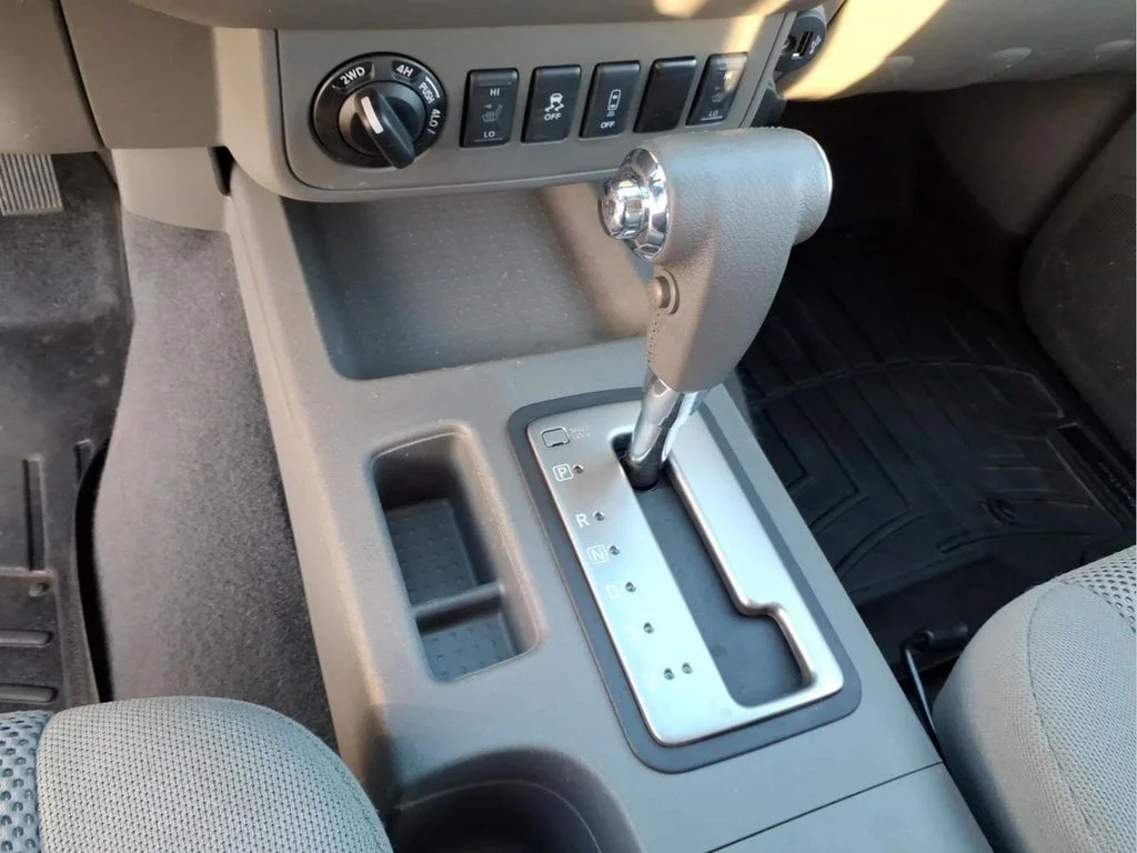 Used 2019 Gray Nissan SV image 26