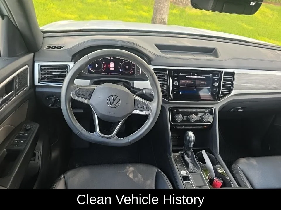 Used 2023 White Volkswagen 3.6L V6 SE w/Technology image 4