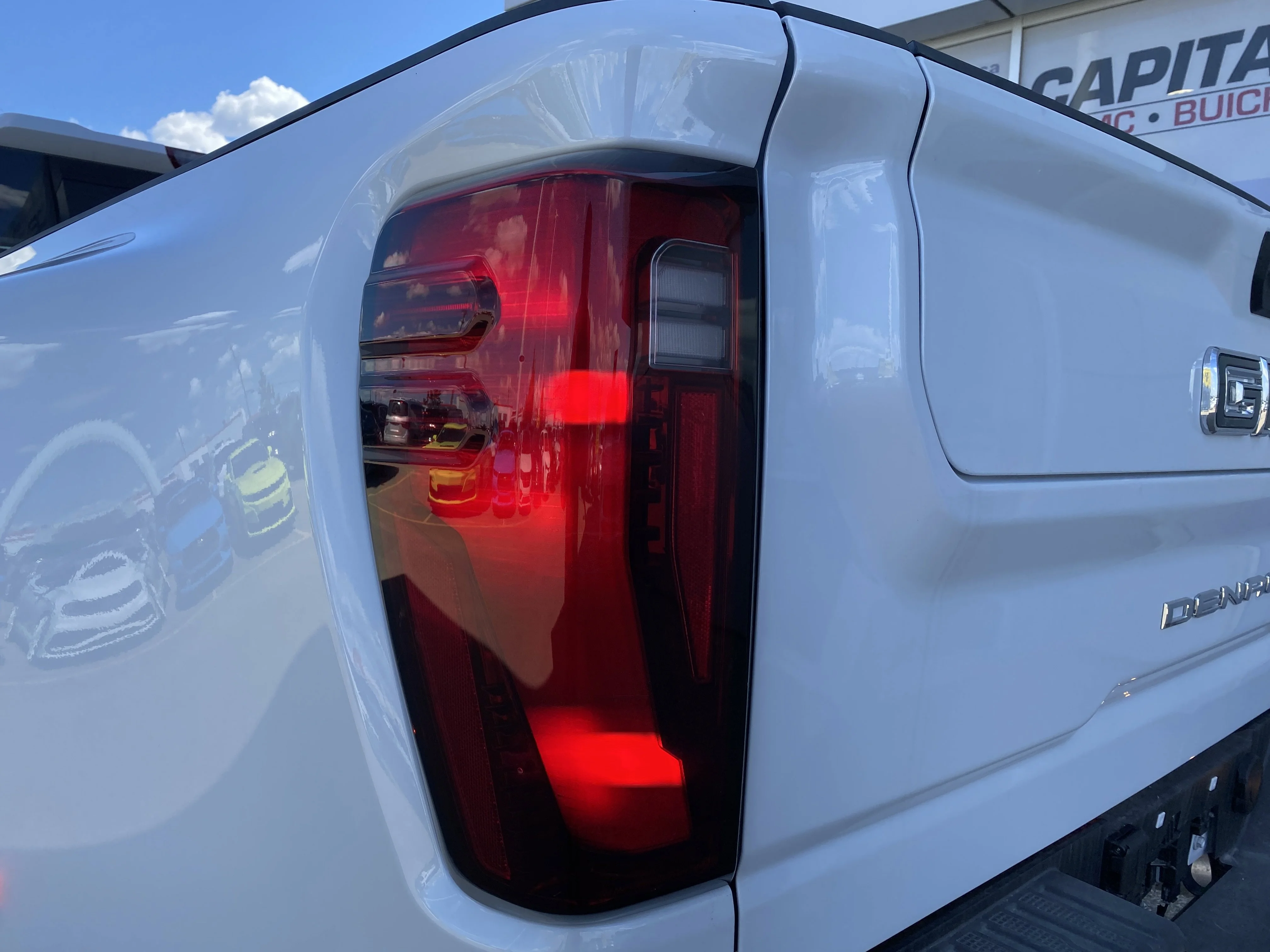 New 2026 GLACIER WHITE TRICOAT GMC Denali Ultimate image 12