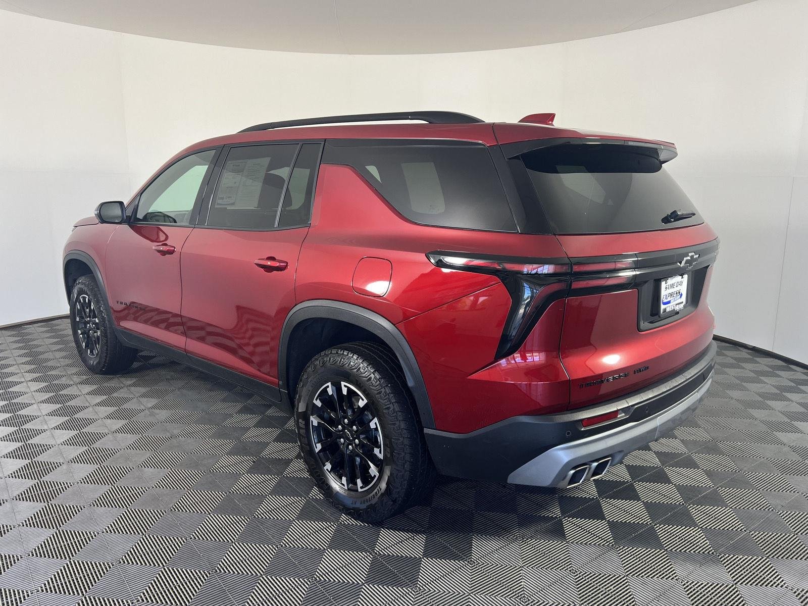 Used 2025 Radiant Red Tintcoat Chevrolet AWD Z71 image 5