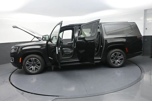 Used 2024 Black Jeep Series II image 33