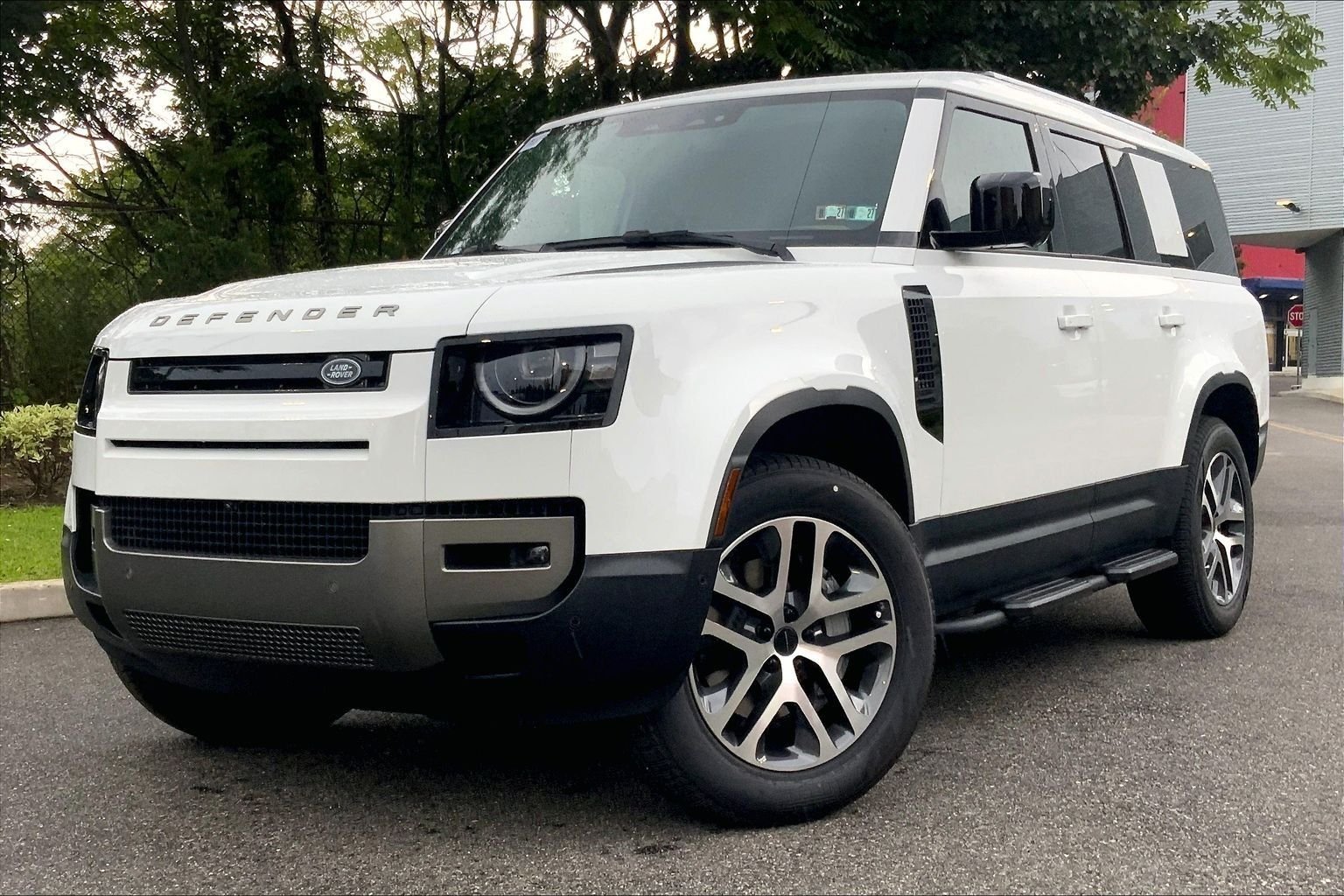 New 2026 Fuji White Land Rover S image 1