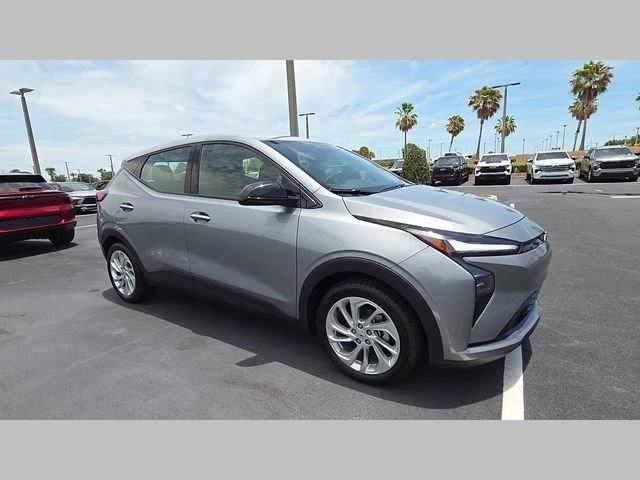2027 Chevrolet Bolt LT - Photo 19
