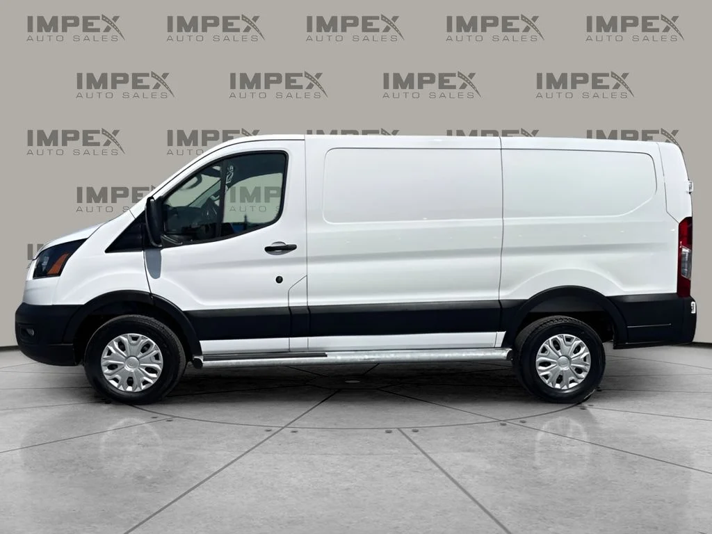 Used 2025 White Ford Base image 2