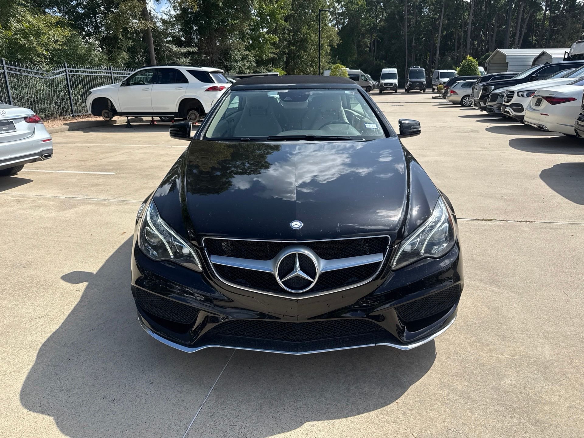 Used 2016 Black Mercedes-Benz E 400 image 2