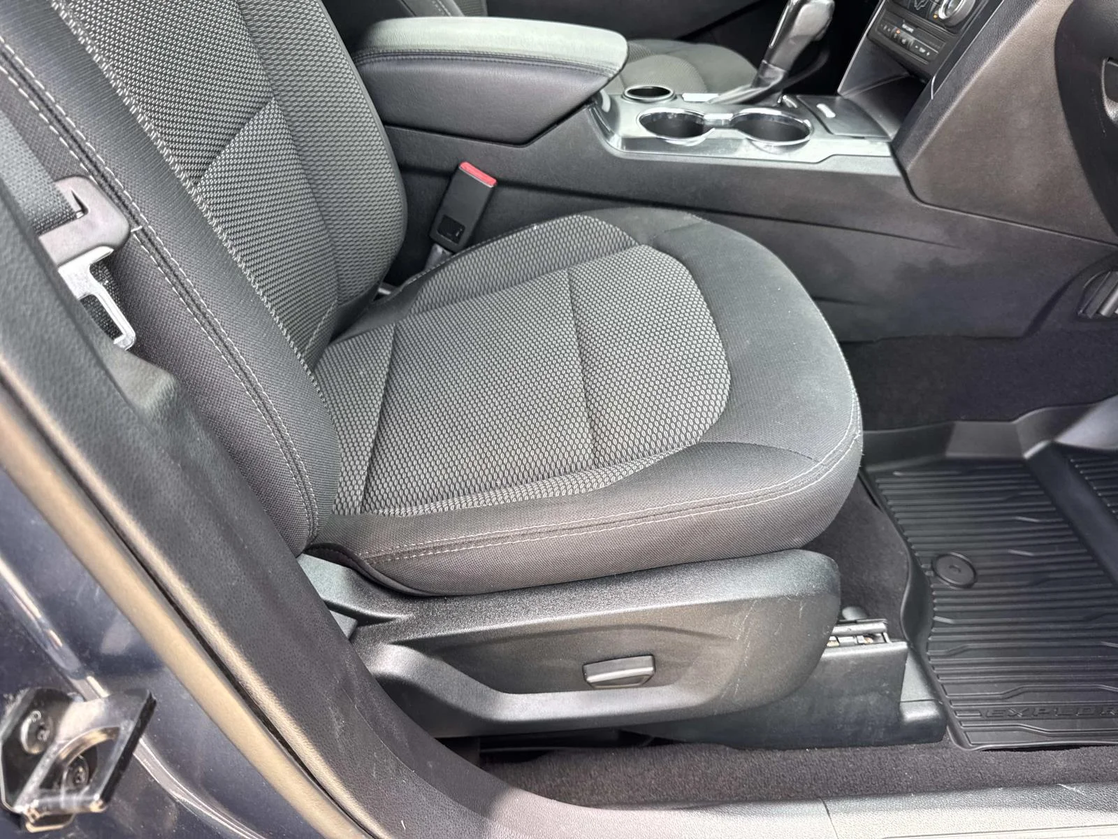 Used 2019 Blue Ford XLT image 11