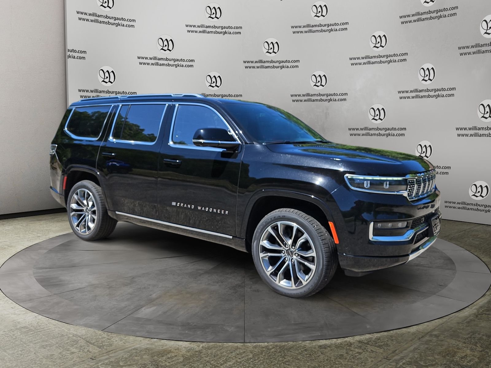 Used 2024 Black Jeep Series III image 7