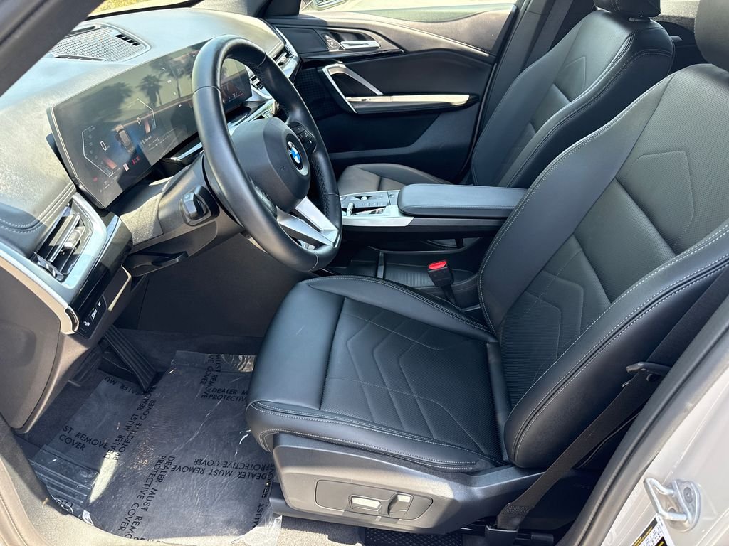 Used 2026 Dune Grey Metallic BMW xDrive28i image 22