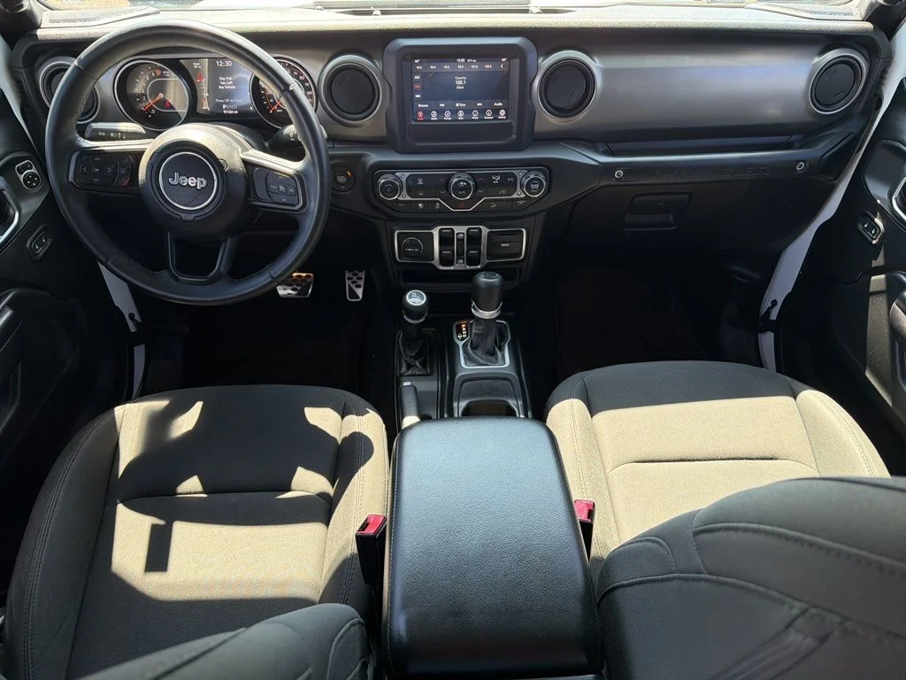 Used 2018 White Jeep Unlimited Sport S image 21