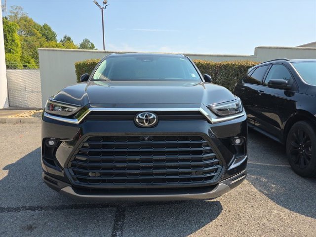 Used 2025 Midnight Black Metallic Toyota Platinum image 6