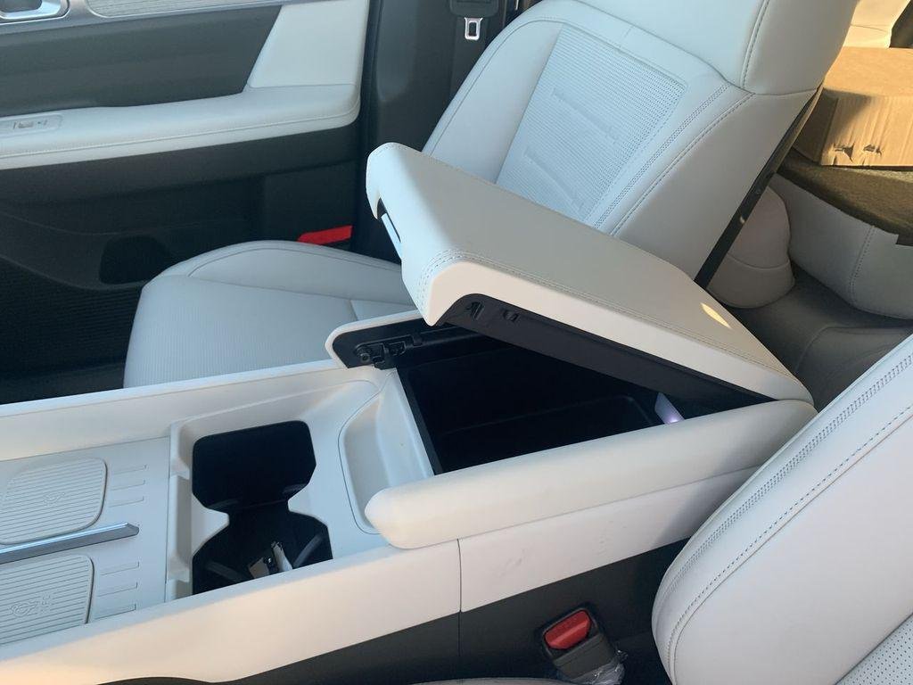 2025 Hyundai Santa Fe Calligraphy - Photo 22