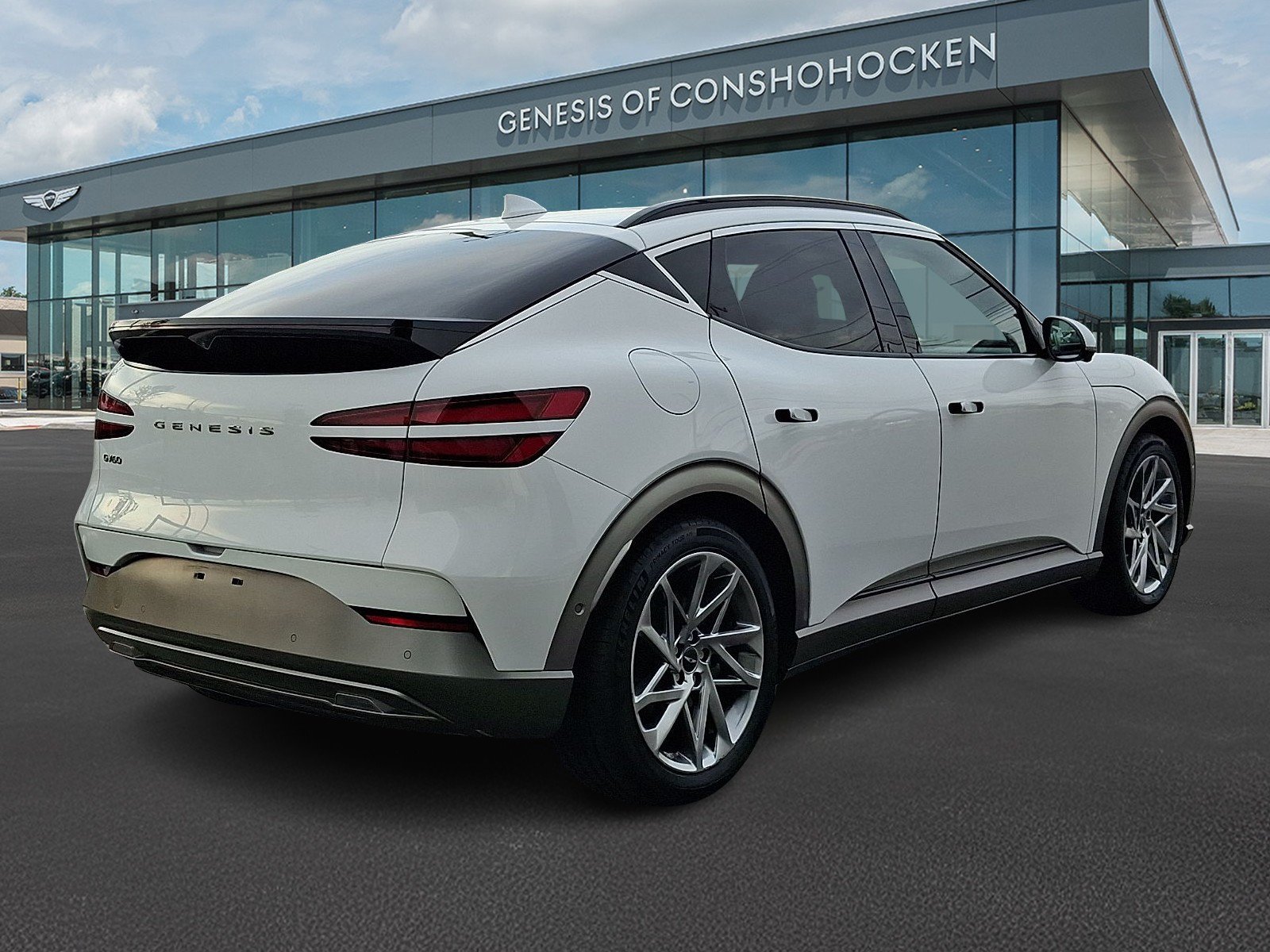Used 2023 Alta White Genesis Advanced image 6