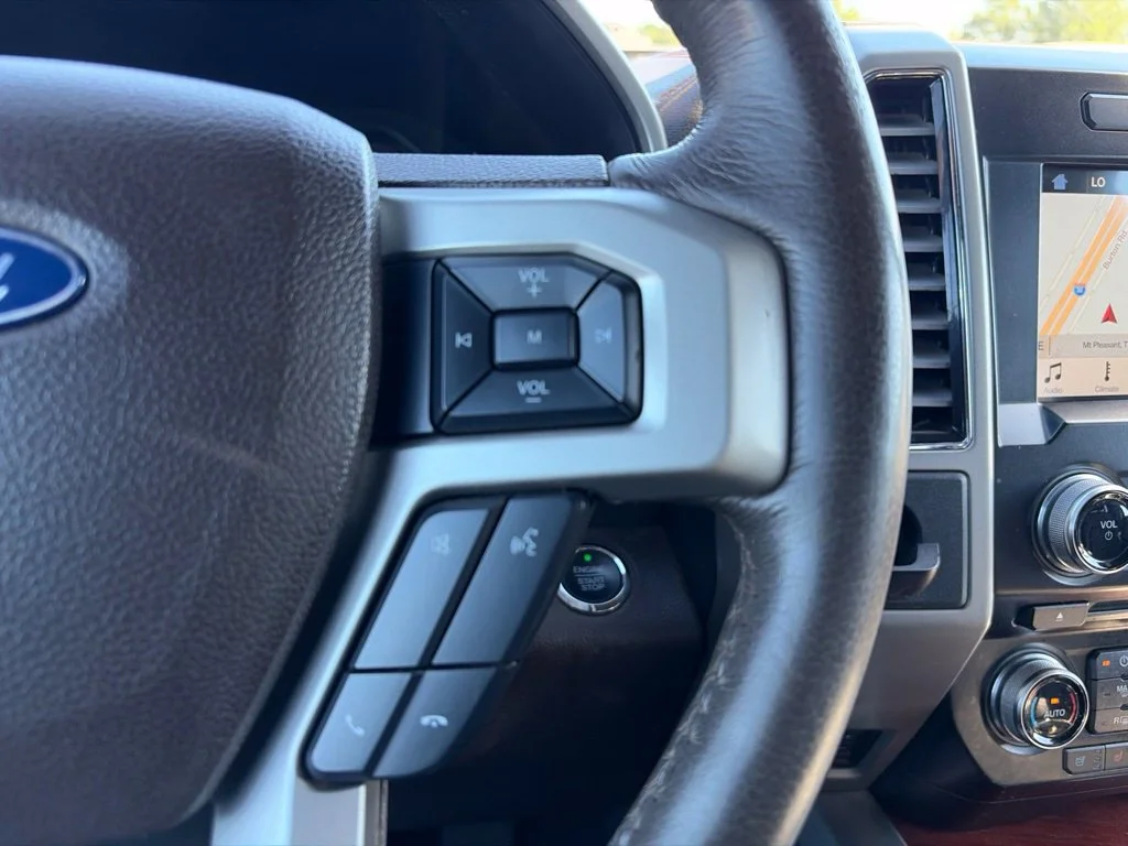 Used 2017 White Gold Ford King Ranch image 20