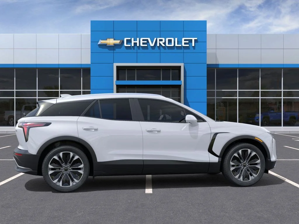 New 2026 White Chevrolet LT image 5