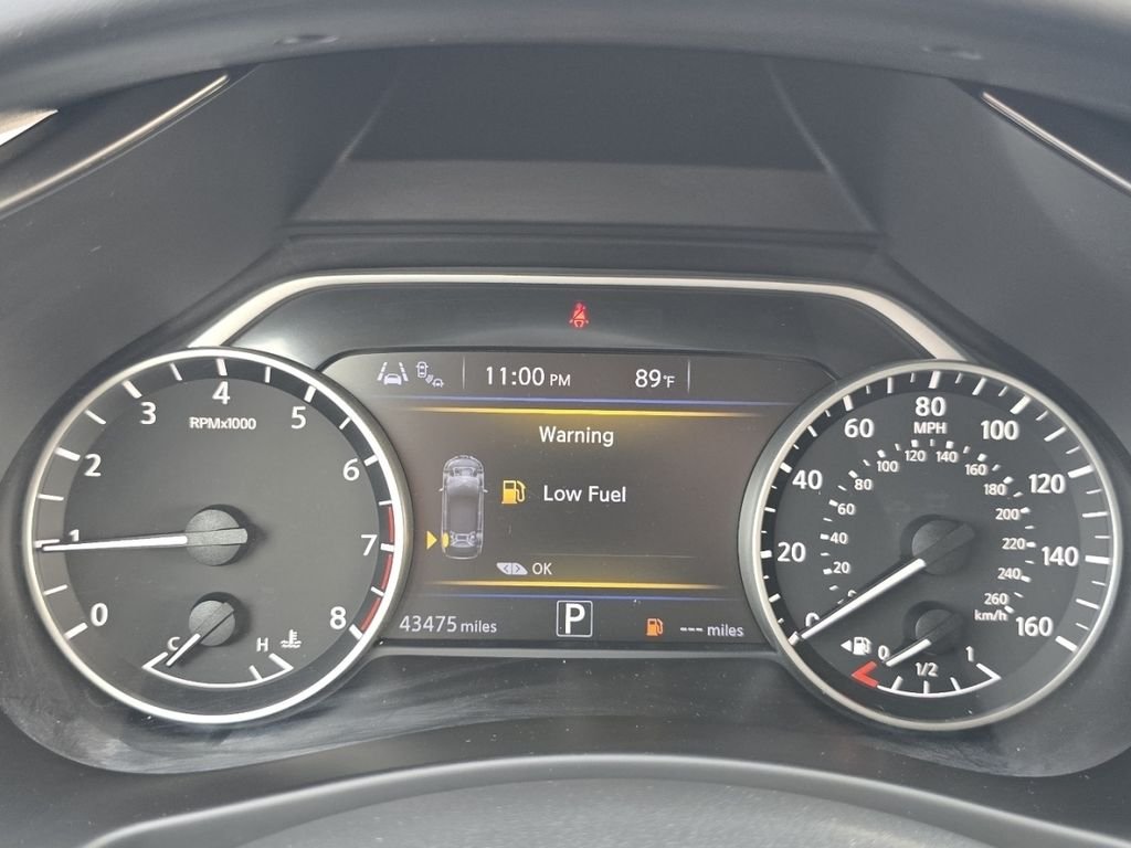Used 2020 Black Nissan S image 26