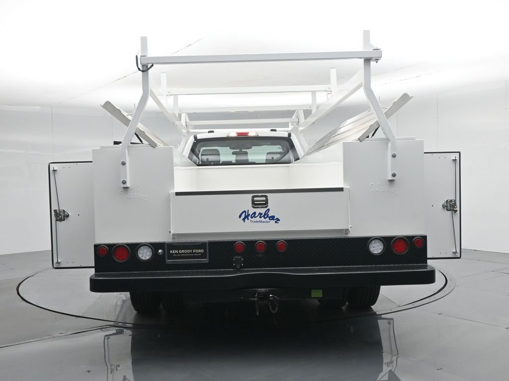 New 2025 Oxford White Ford XL image 38