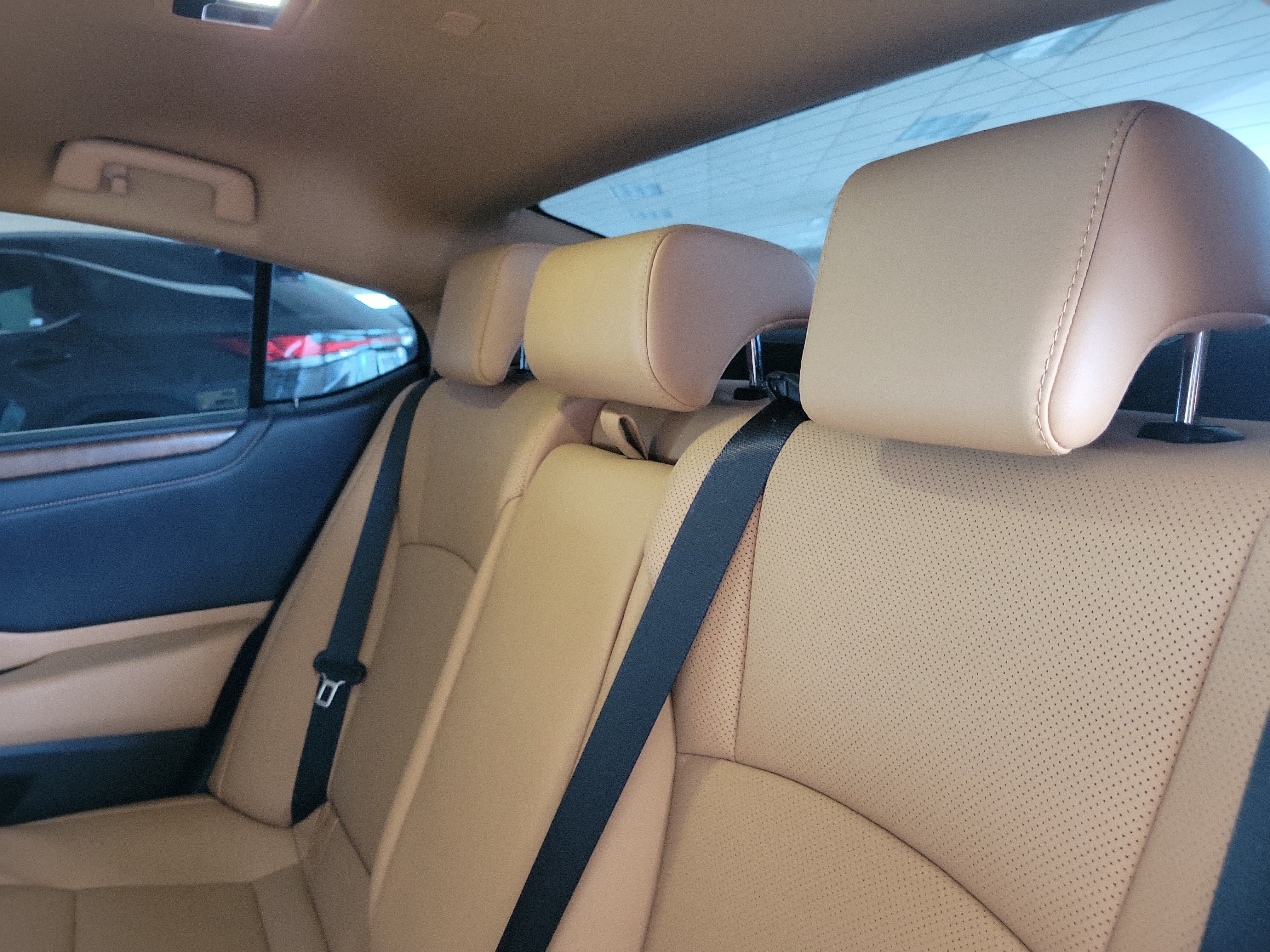 Certified Used 2024 Eminent White Pearl Lexus ES 250 image 15