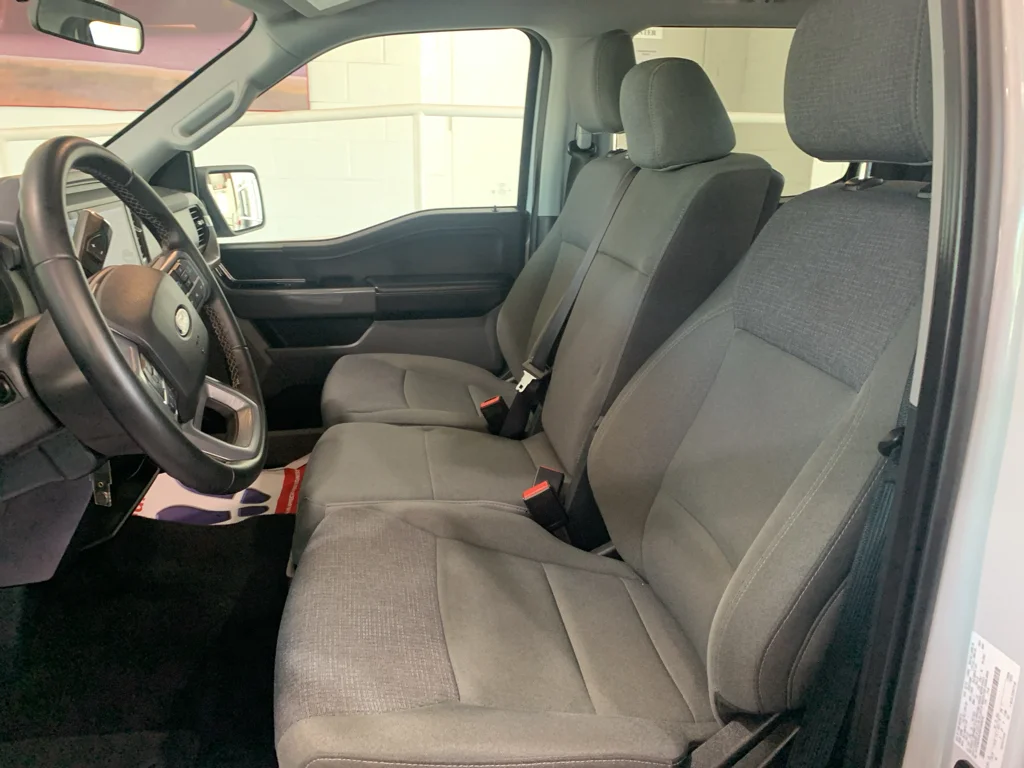 Used 2025  Ford XLT image 15