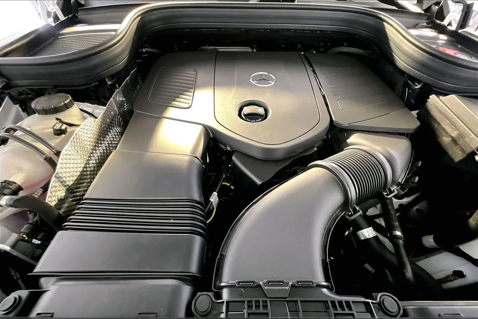 New 2026 Polar White Mercedes-Benz GLE 350 image 14