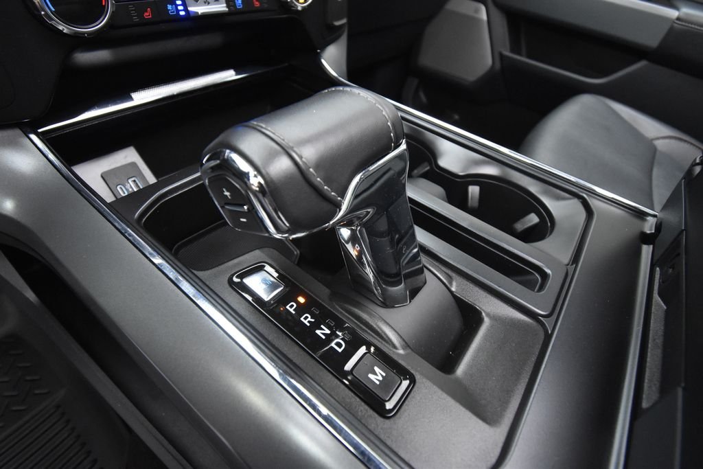 Used 2022 Atlas Blue Metallic Ford Lariat image 21