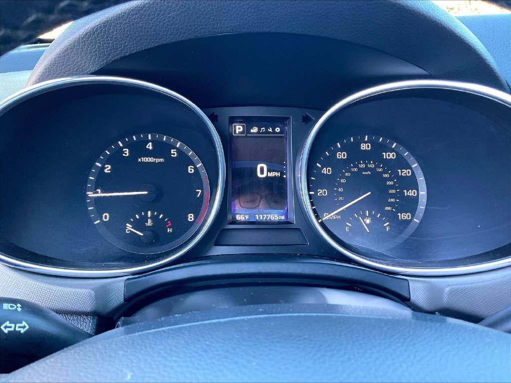 Used 2018 Mineral Gray Hyundai 2.0T image 22