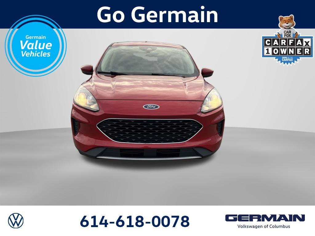 Used 2020 Red Metallic Ford SE image 9