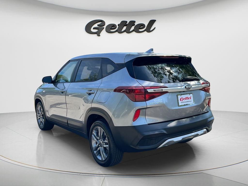 Used 2021 Gray Kia LX image 7