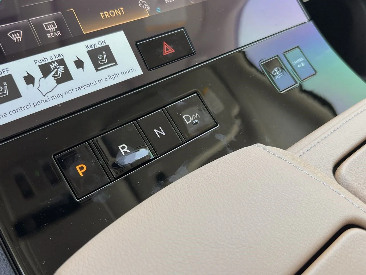New 2027 RADIANT WHITE INFINITI Luxe 2WD image 16