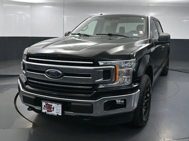 Used 2018 Black Ford XLT image 9
