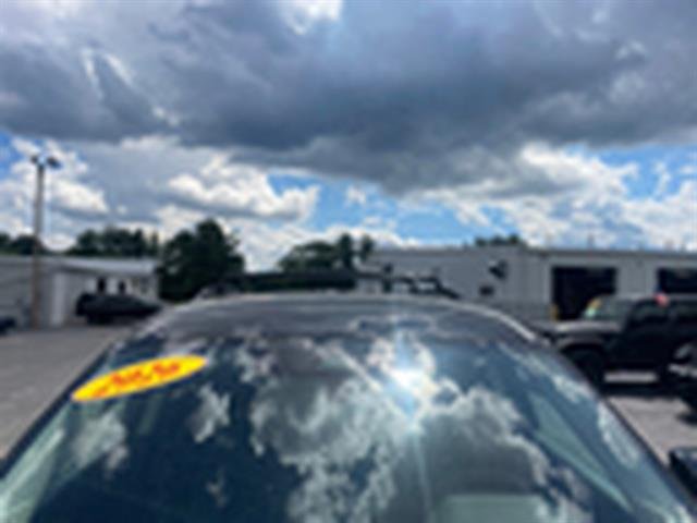 Used 2026 Deep Ocean Blue Pearl Nissan Platinum image 9