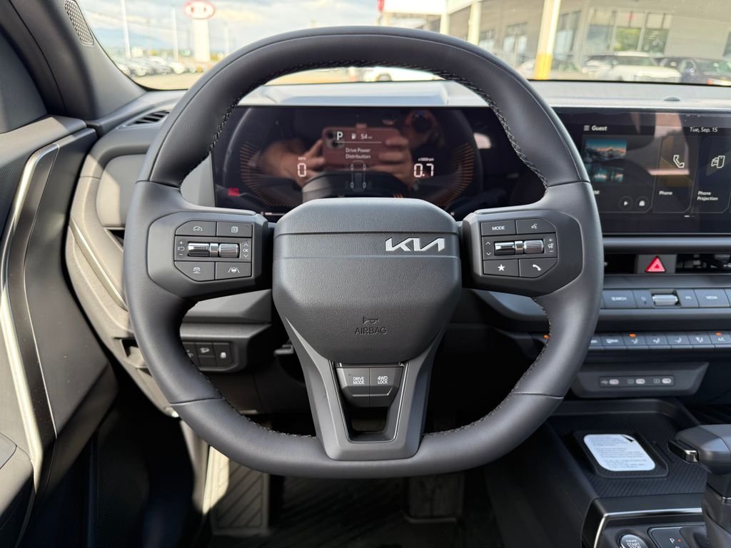 New 2027 Iceberg Green Kia X-Line S image 21