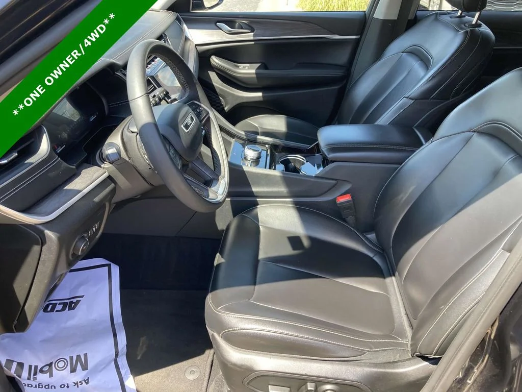 Used 2023 Black Jeep Limited image 16