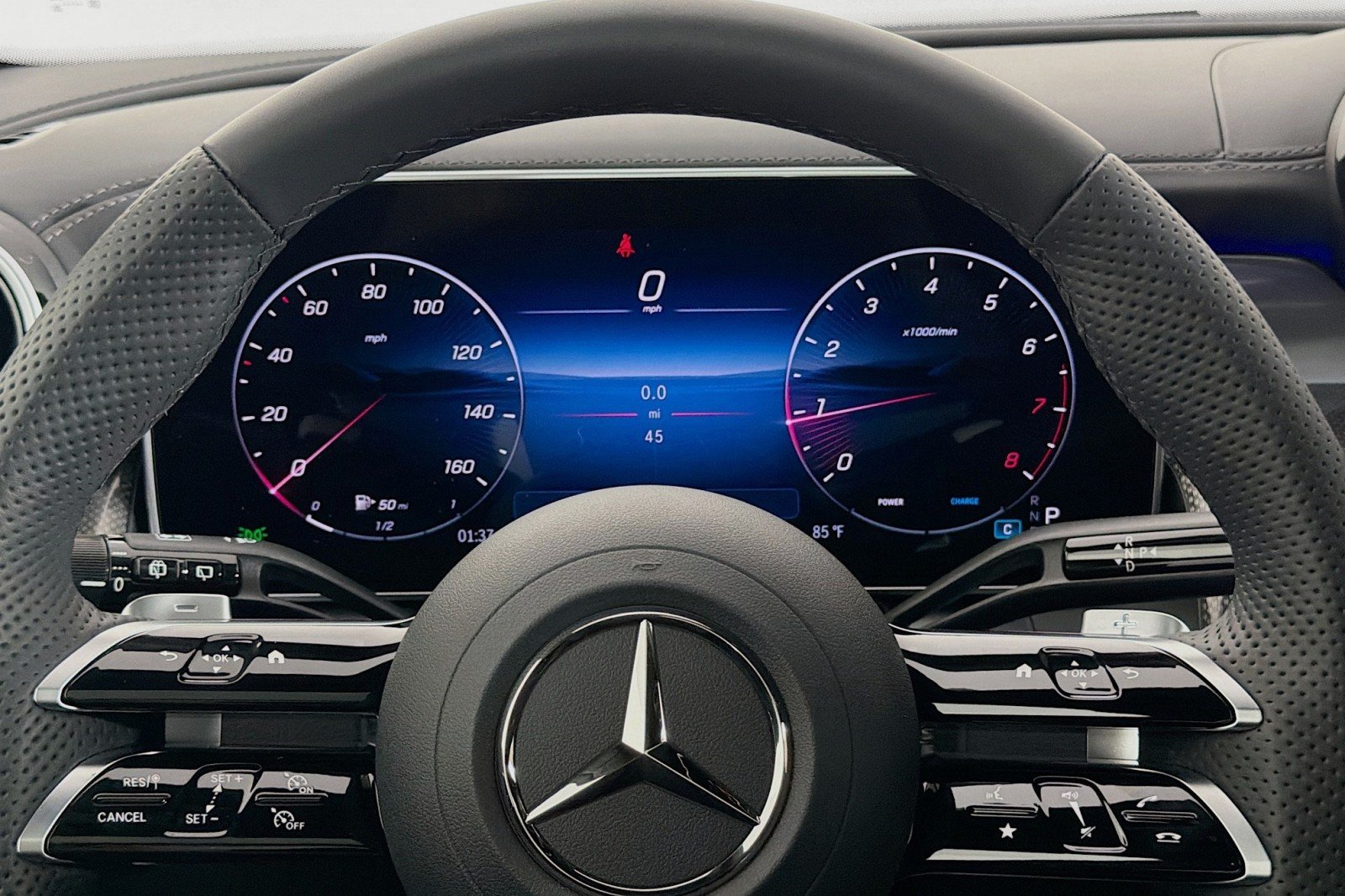 New 2026 Black Mercedes-Benz GLC 300 SUV image 18