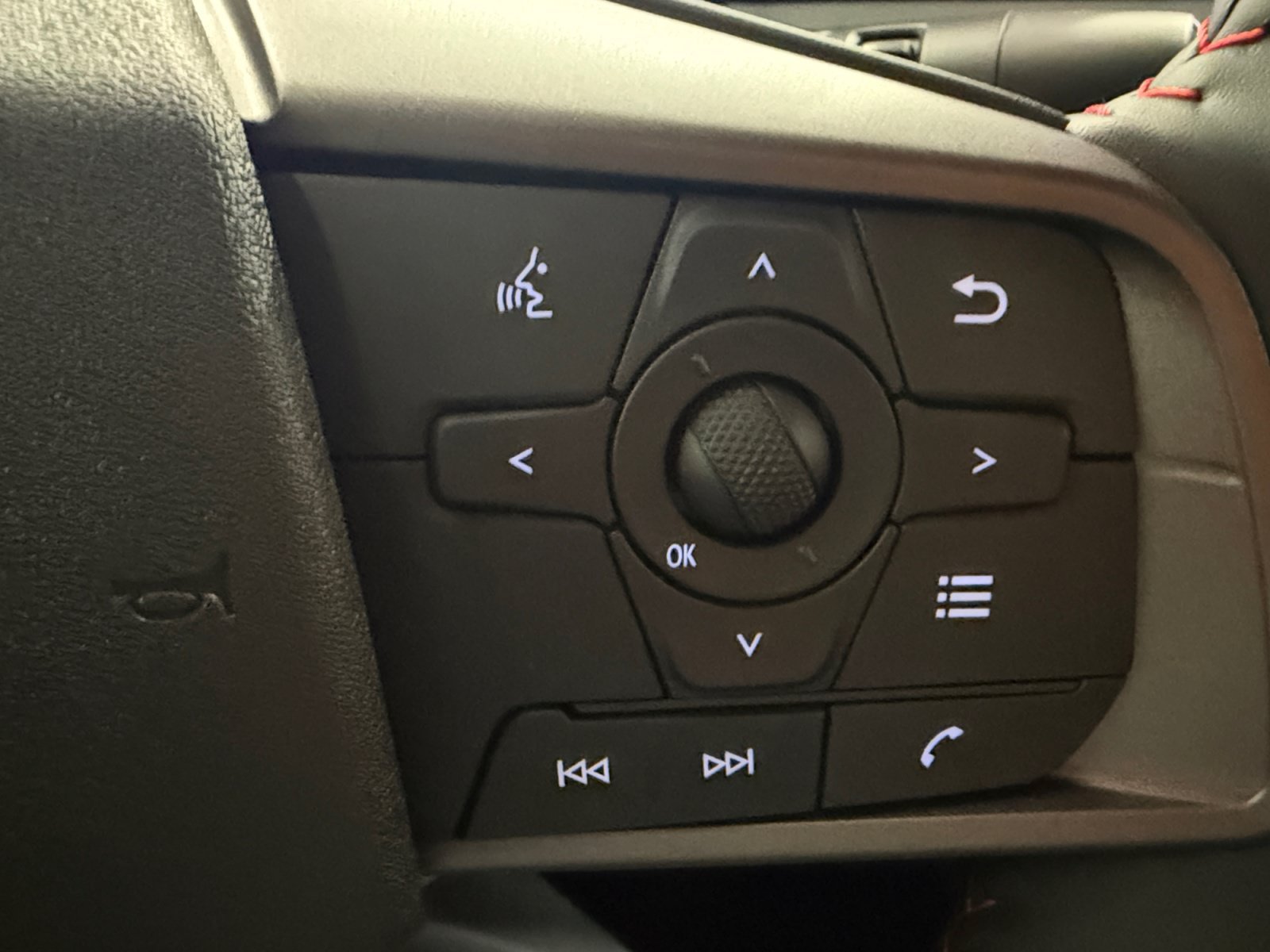 2026 Nissan Sentra SR - Photo 30