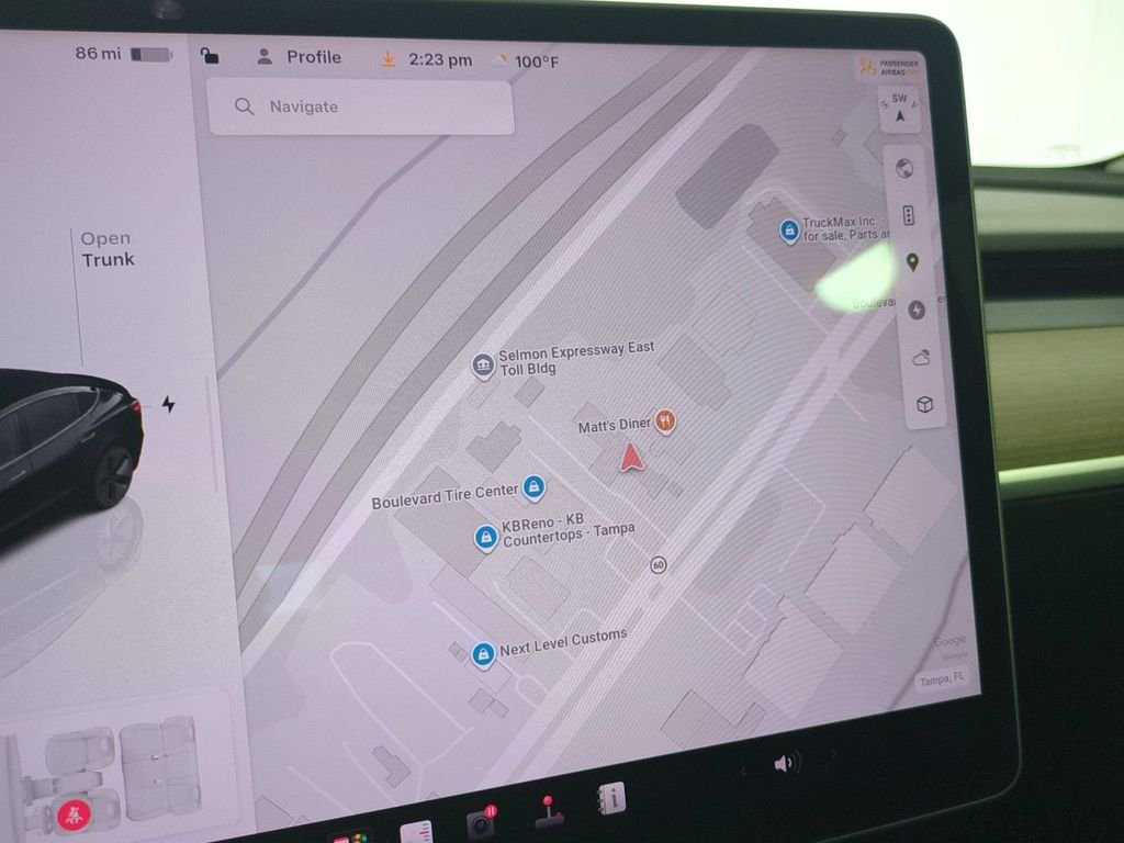 Used 2023  Tesla Long Range image 26