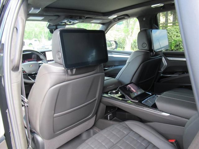 2026 Cadillac Escalade V-Series - Photo 15