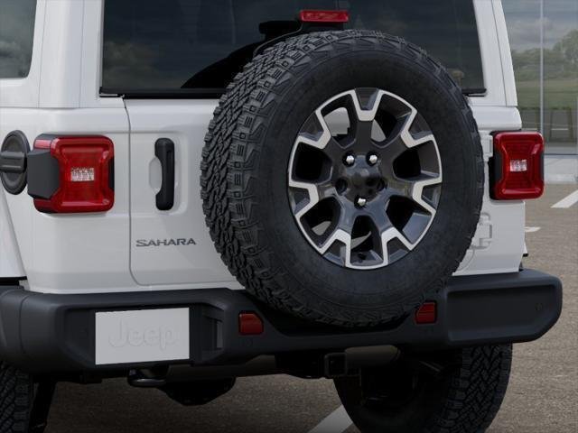New 2026 Bright White Clear-Coat Exterior Paint Jeep Sahara image 117