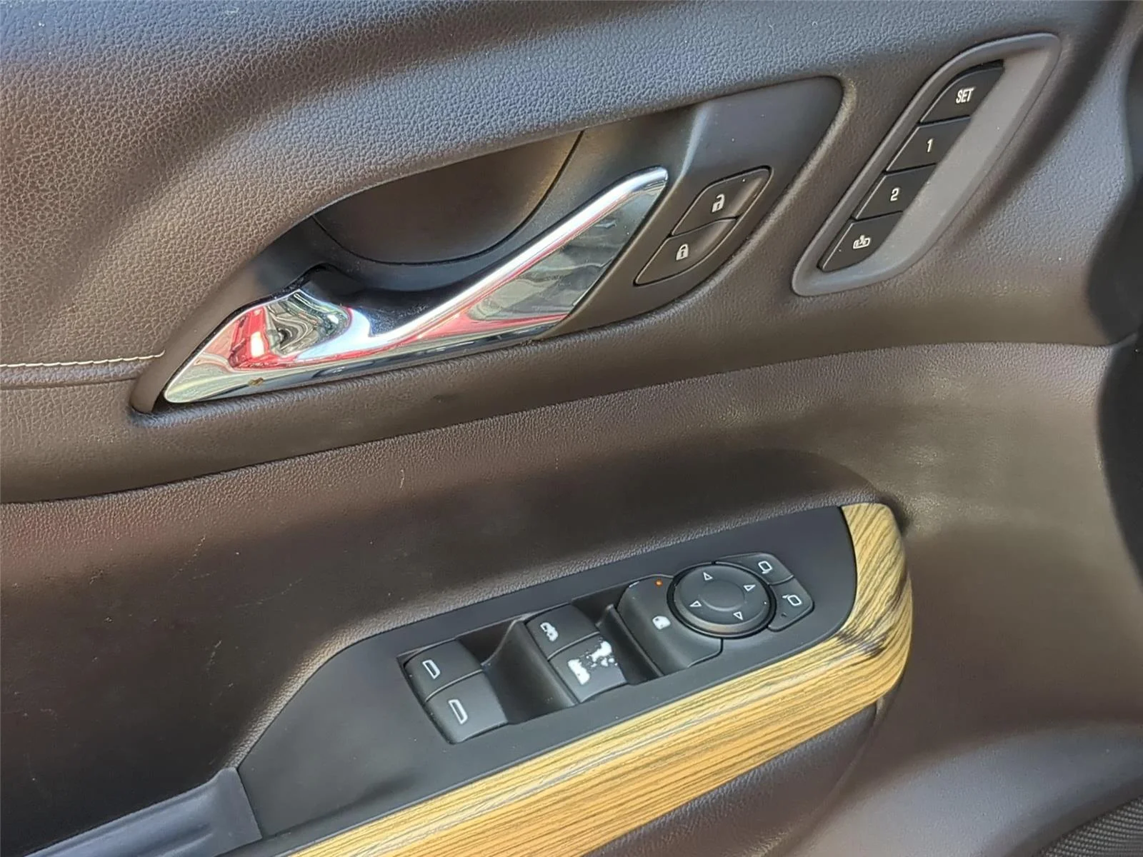 Used 2019 Red Quartz Tintcoat GMC Denali image 13