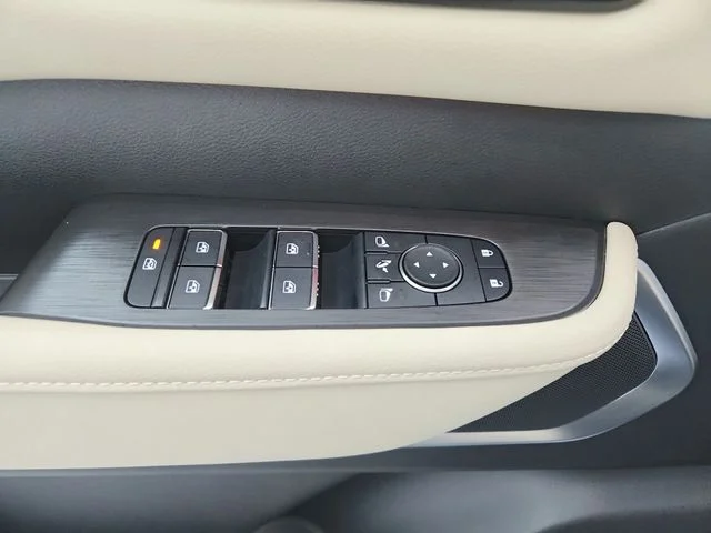 New 2026 White Nissan Platinum Reserve image 33