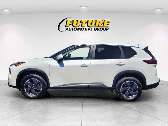 Used 2025 White Nissan SV image 6