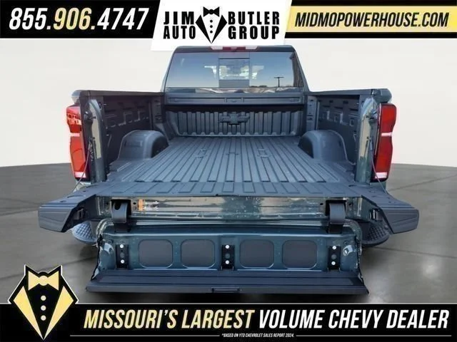 New 2026 Cypress Gray Chevrolet LT image 6