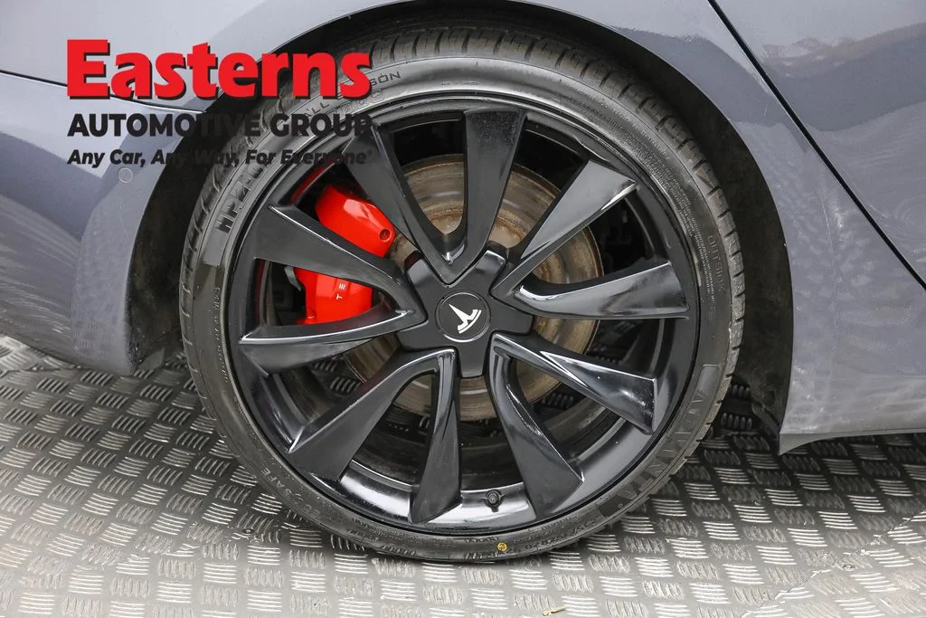 Used 2018 Gray Tesla Long Range image 24
