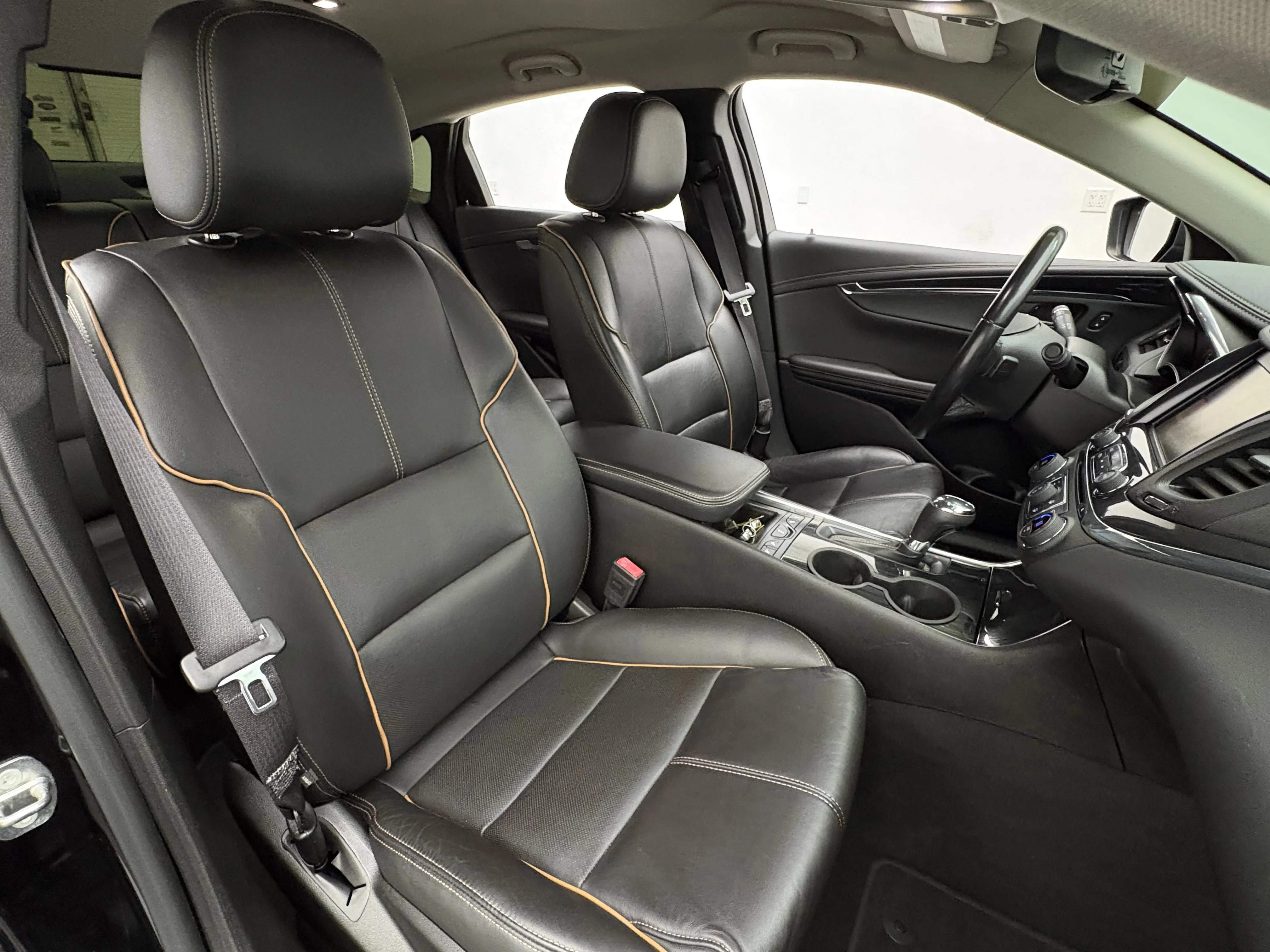 Used 2018 BLACK Chevrolet Premier image 40