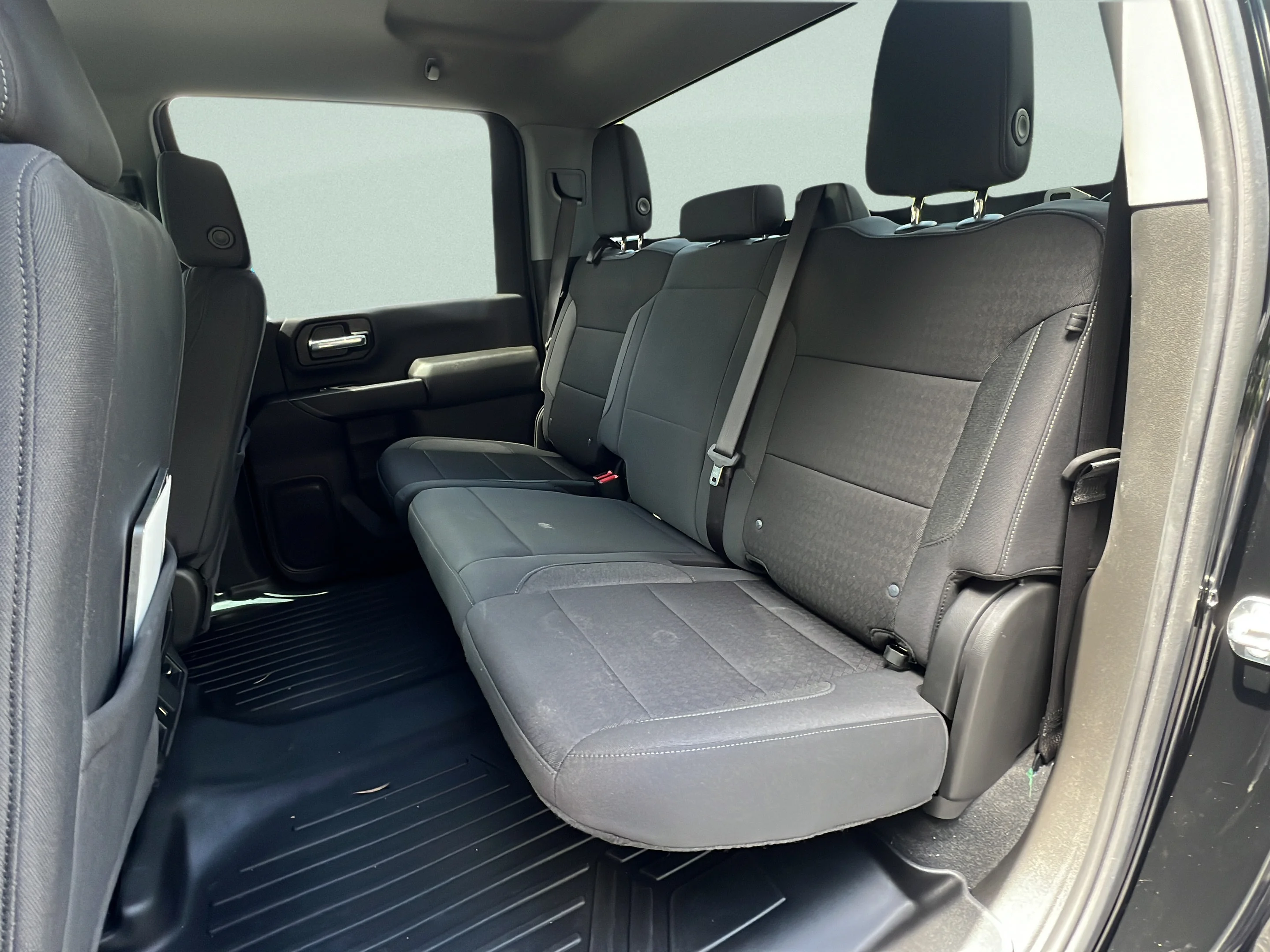 Used 2025 Black Chevrolet Custom image 10