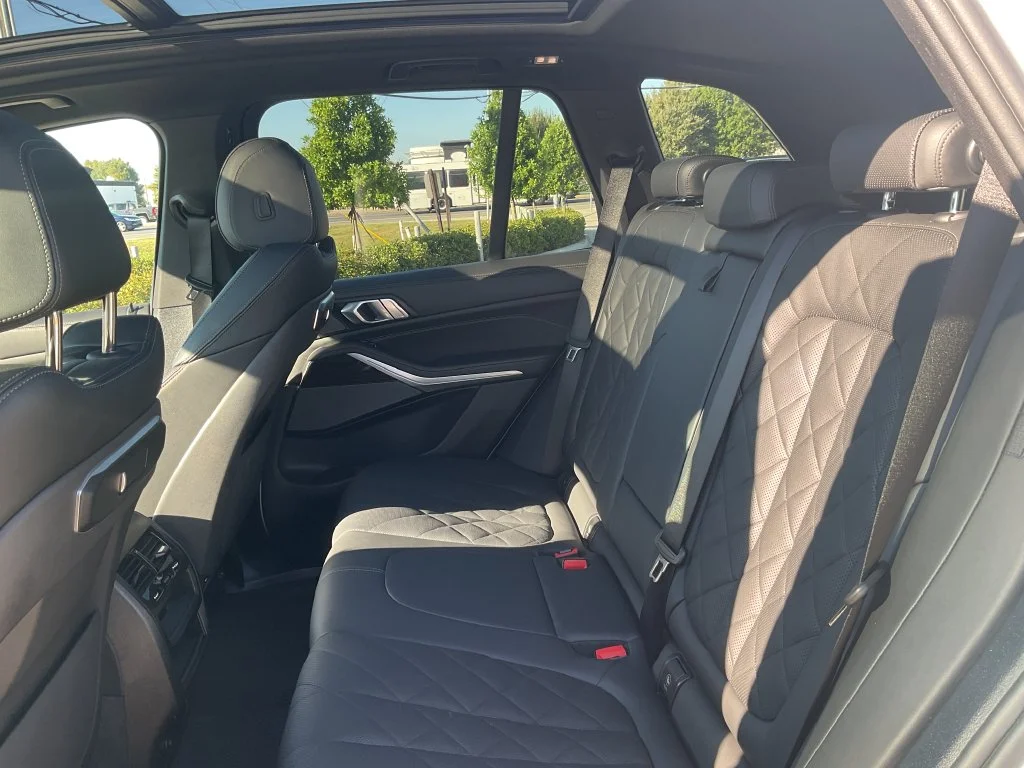 Used 2026 White BMW sDrive40i image 14