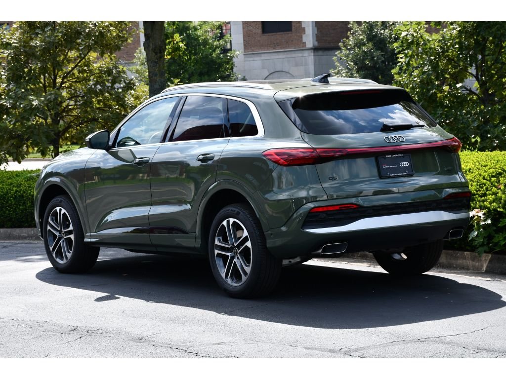 Used 2025 District Green Metallic Audi Premium Plus image 6