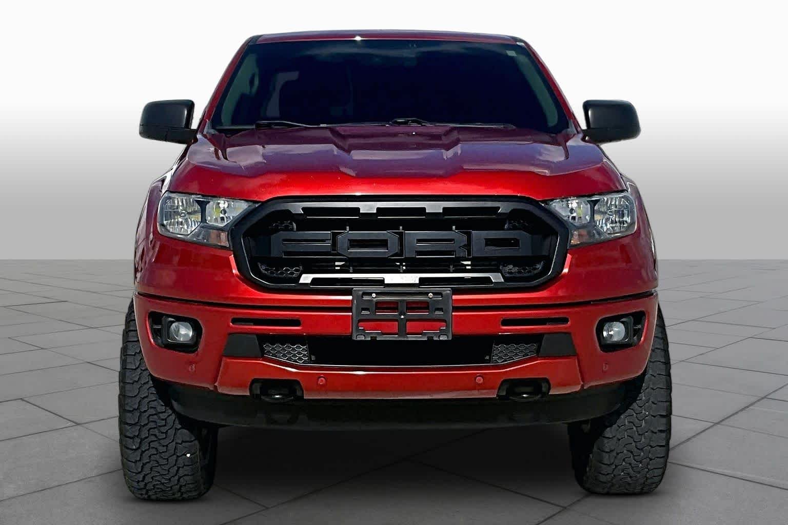 Used 2019 Hot Pepper Red Metallic Tinted Clearcoat Ford XLT image 3