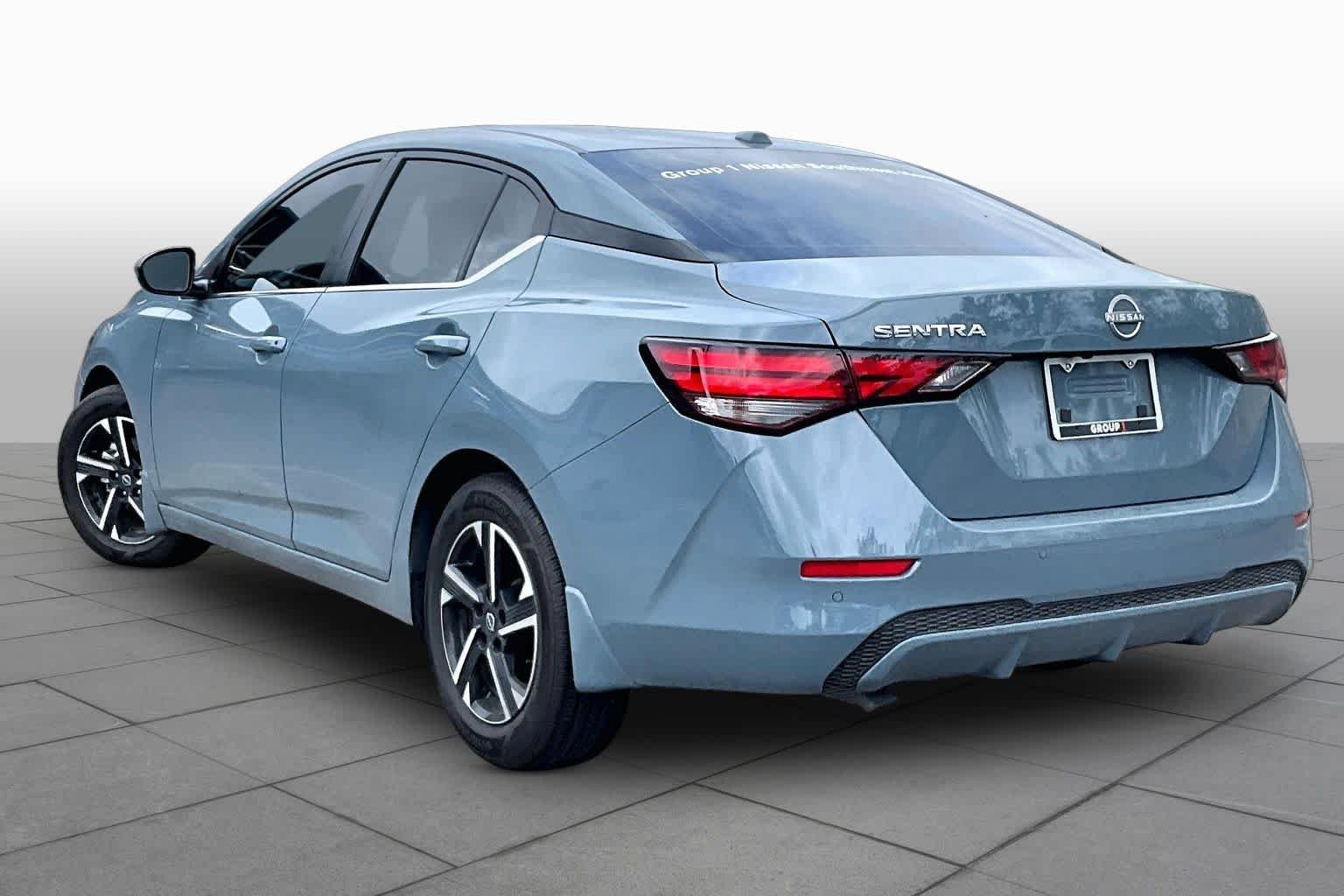 Used 2025 Atlantic Gray Metallic Nissan SV image 11